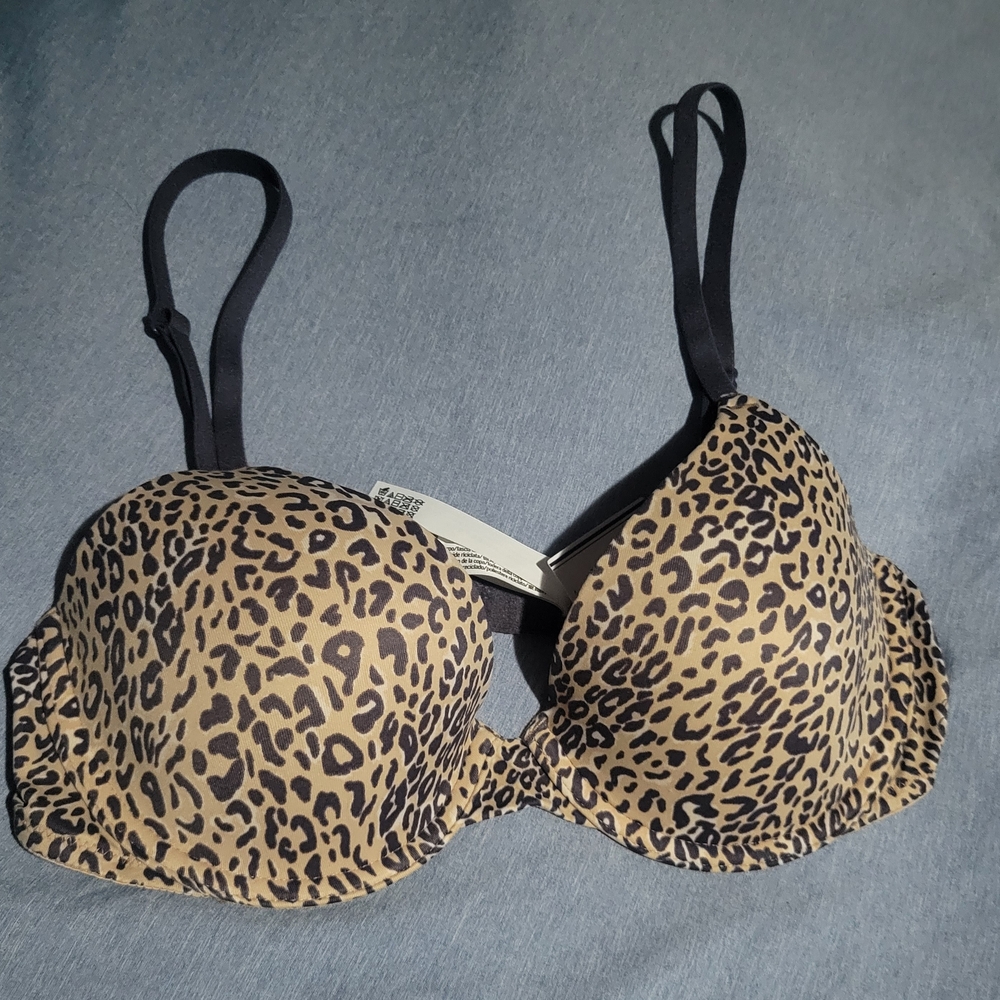 PINK Victoria's Secret Leopard Print Bra